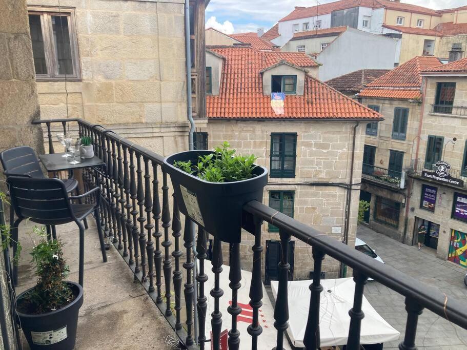 Appartamento Hyp - A Casa Do Correo Vello - O Balcon Pontevedra Esterno foto